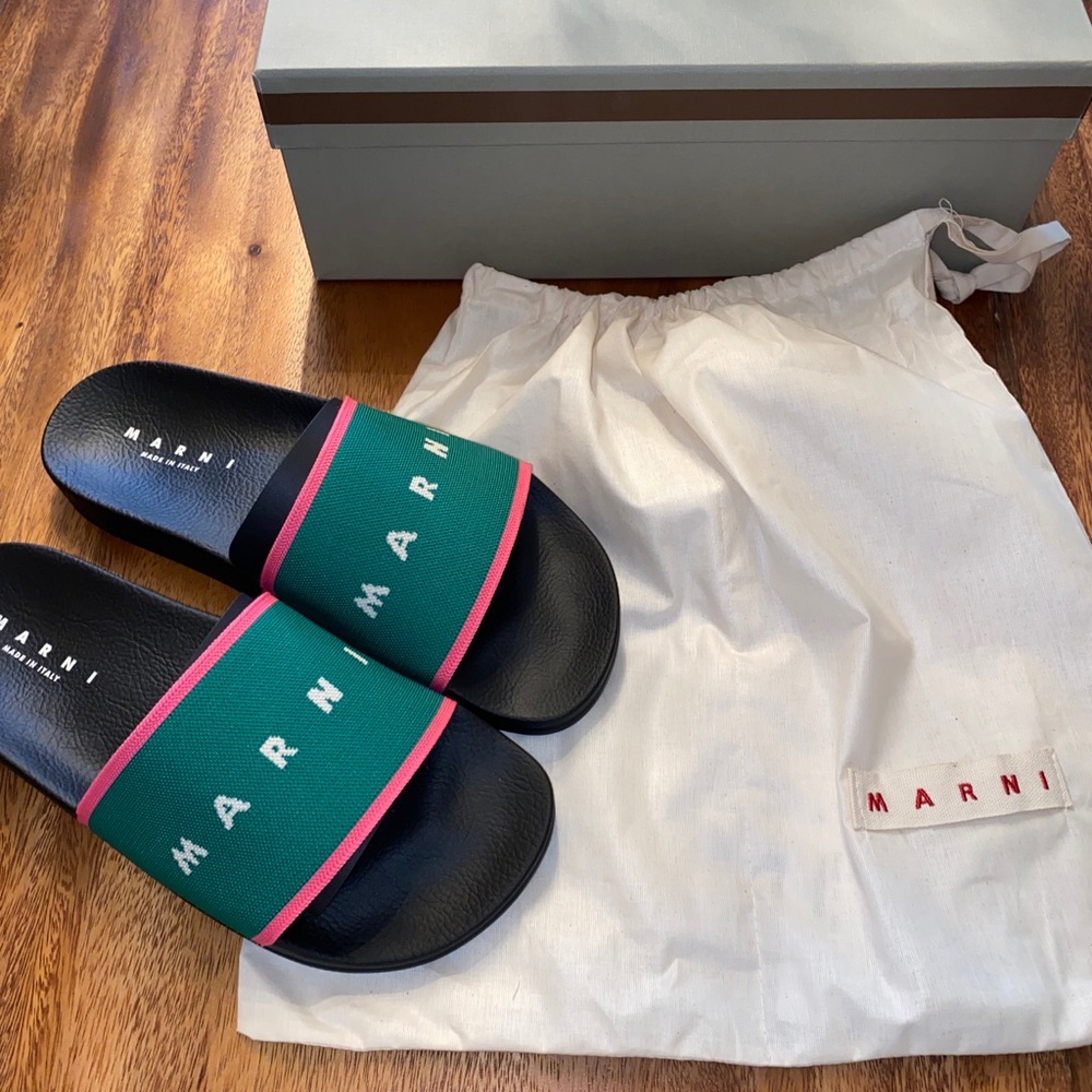 Brand New with Tags Marni pool slide sandal size 39
